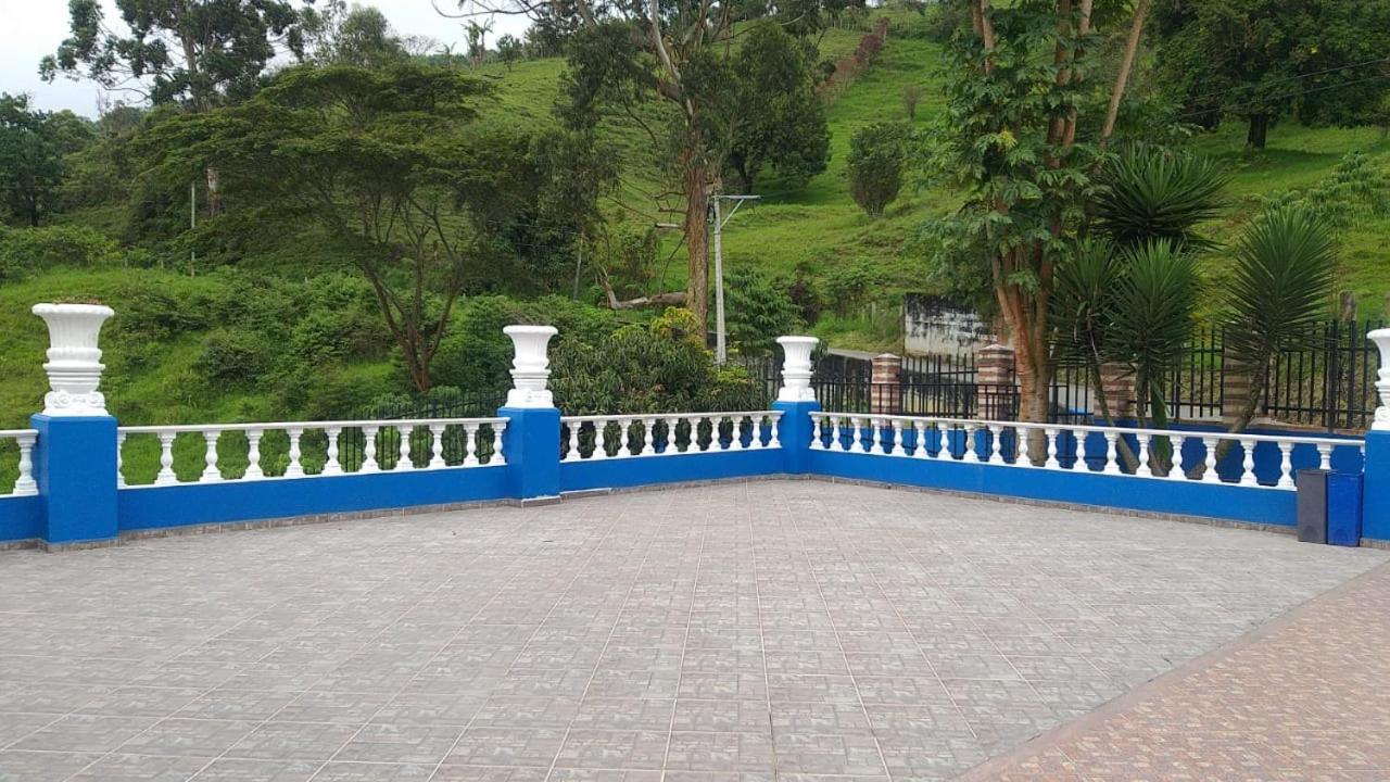 Finca Los Alpes San Jerónimo Eksteriør bilde