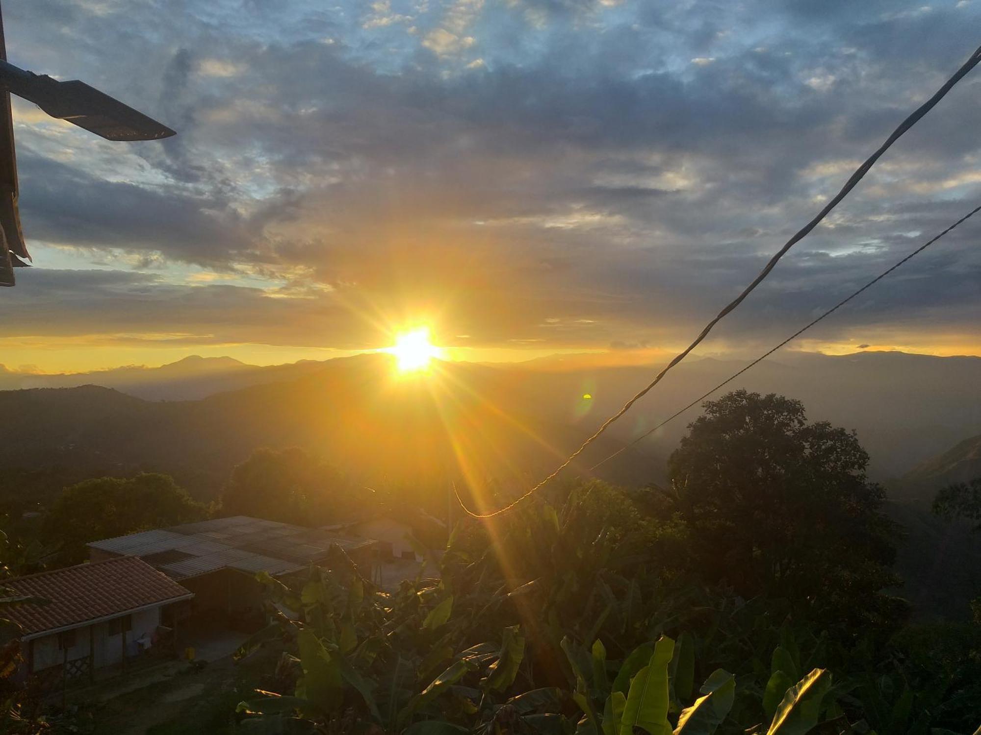 Finca Los Alpes San Jerónimo Eksteriør bilde